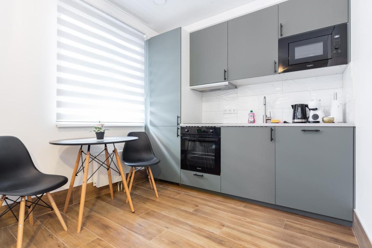 Cozy&chic - A Modern In The New Centre Appartement